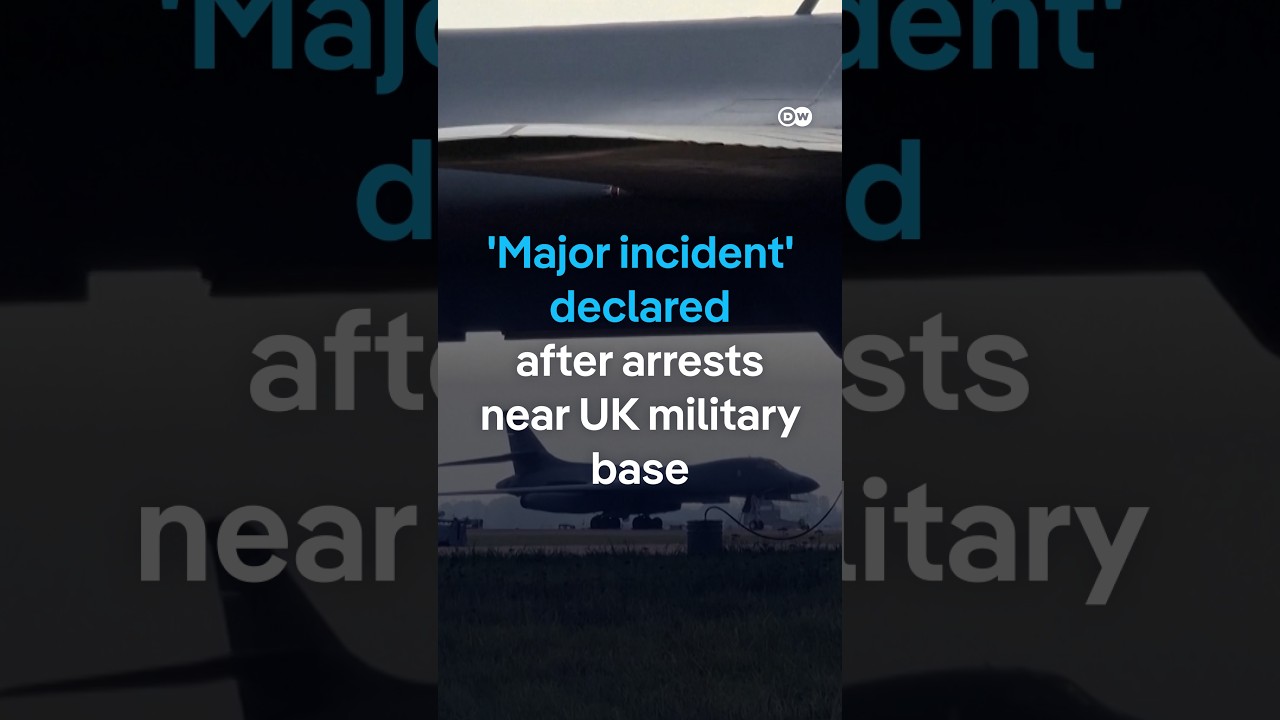 'Major incident' declared after arrests near UK military base | DW News