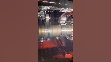18 years old engine #Camshaft inspection MAK engine#engineering #viralvideo #tiktok #ships