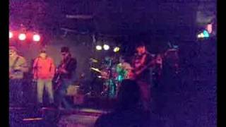 Video thumbnail of "Reventados - Bar Stone"