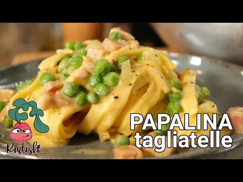 PAPALINA TAGLIATELLE - Fettuccine pasta with egg, ham and peas