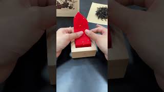 🎁 Elegant Tea Packaging