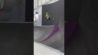 【2nd Park 4whips air】【Sakaimachi Urban Sports Park.】【Scooter trick.】 #runatv #shorts｜RUNATV