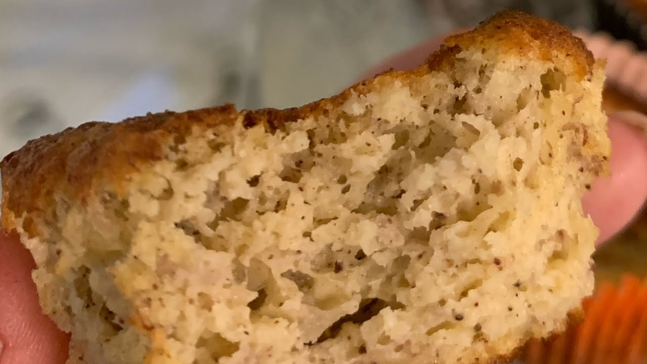 Низкоуглеводный банановый пирог!!! Он спас мою диету! Мало ингредиентов, очень легко и быстро!