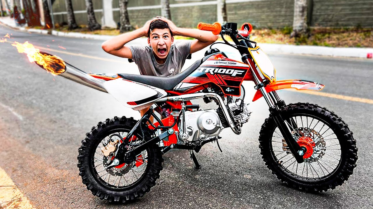 INSTALEI UM ESCAPE CANELA SECA NA MOTO DO MINI HATER