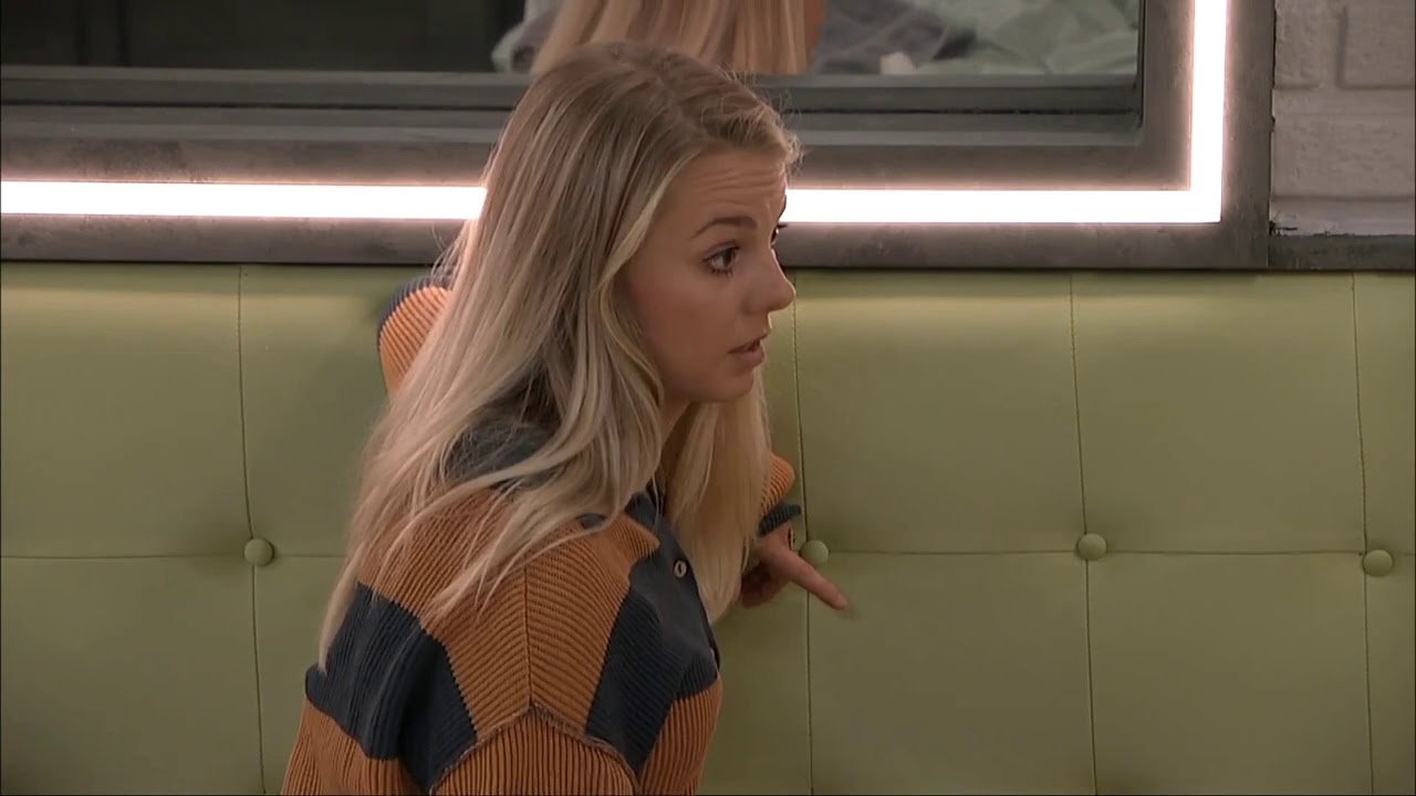 Nicole talks about her conflict with Da'Vonne in BB18, Cody wonders what front stab/back stab is