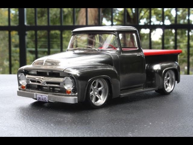 Ford F-100 Pickup 