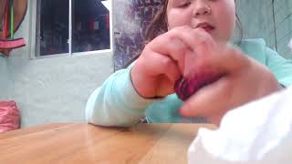 Besos Con Dos Hermanas