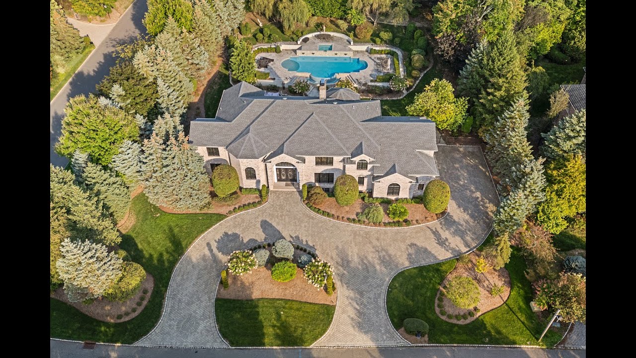 118 Hoover Dr Cresskill, NJ | Shawn May Photography