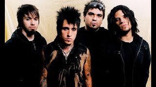 Papa Roach 'Thrown Away & Tightrope' (2000)
