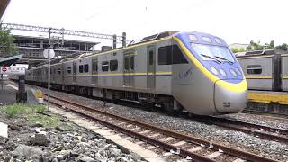 2163次與2214次區間車在大林車站交會 20210616
