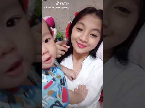 Mamah Muda Main TIKTOK nenennya ditekan-tekan