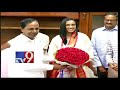 PV Sindhu and Pullela Gopichand meet CM KCR