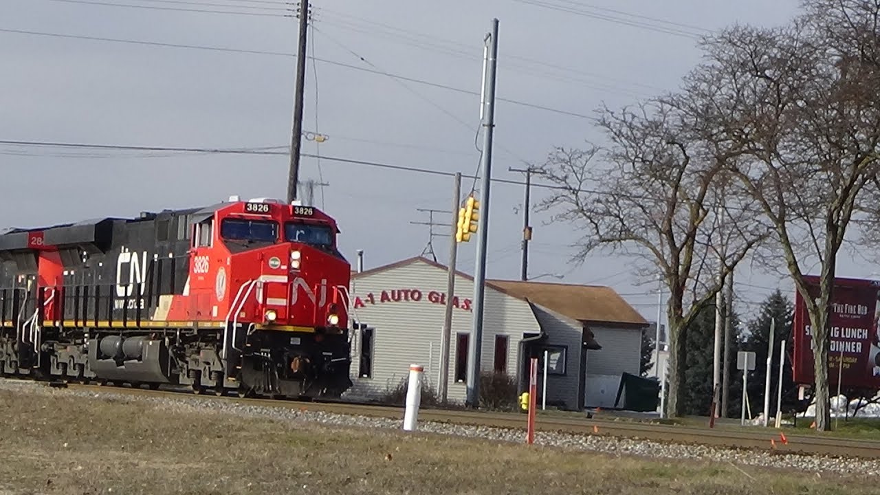 A Pair Of CN ES44AC's 3826 & 2845 w/Manifest Freight(December 9th,2018 ...