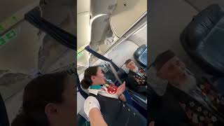 100-летний авиапассажир дал бата перед взлетом