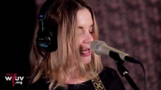 Video thumbnail of "Honeyblood - "Sea Hearts" (Live at WFUV)"