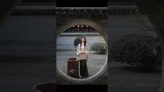 Master the Art of Portrait Composition: Follow Me, Hand in Hand