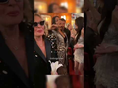 يسرا مهيصة فى باريس شورتس