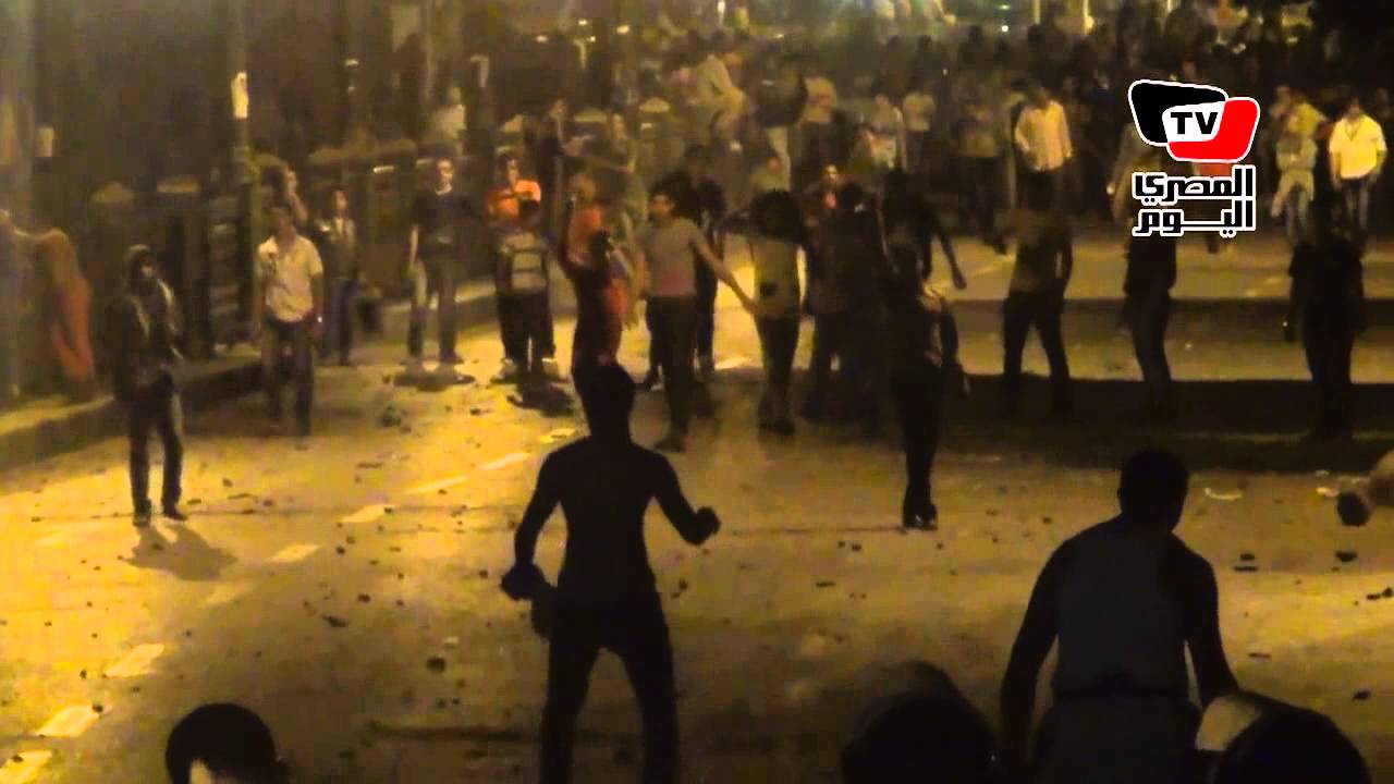 اشتباكات بين «البلاك بلوك» و « المركزي »