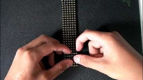 How to make a 3D cube out of neocubes.