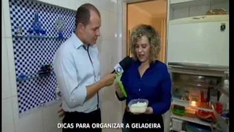 Pode colocar alimentos quentes na geladeira?