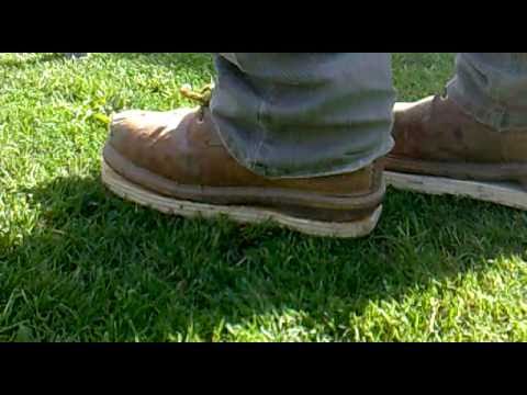 How to aerate your lawn, the easy way!.mp4 - YouTube