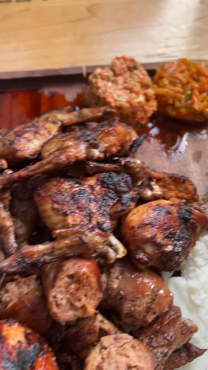 Sundayinnnggg at a local Shisanyama spot in Soweto #SouthAfrica