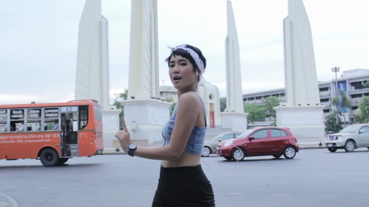 POI : Drama dance around the town
