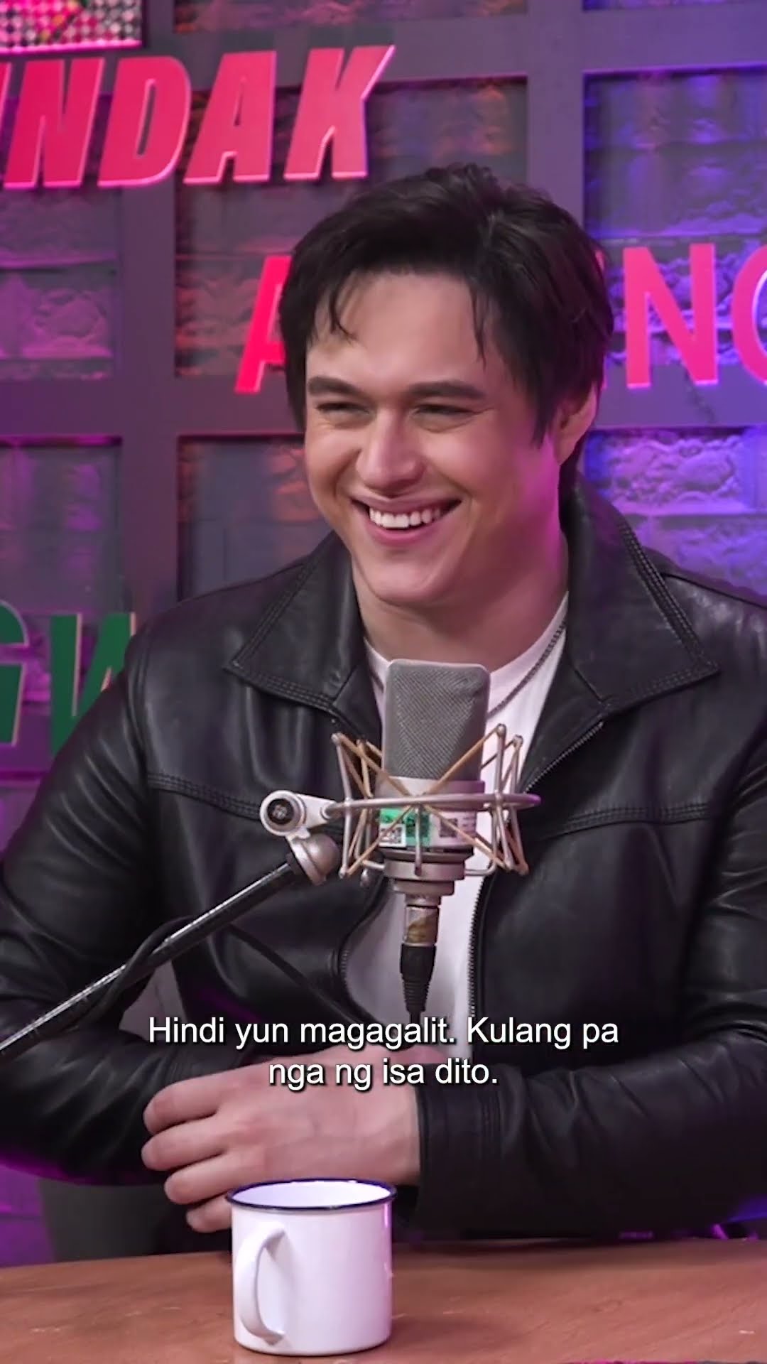 Paano ba ang halik ni Quen, KUANtie Melai? ??