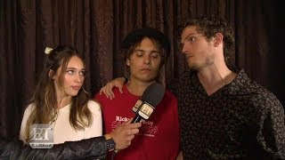 Entertainment Tonight - SDCC 2017: ‘Fear The Walking Dead’ Cast Interview