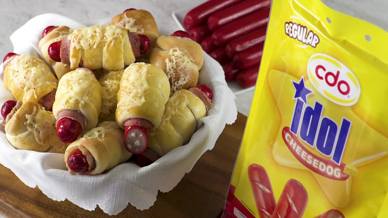 How to Recreate Aunt Julie's Cheesedogs in A Blanket
