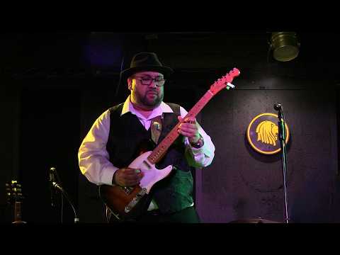 ''THAT'S ALL I NEED'' - NICKY T & The Snake Charmers @ Lion's Head Tavern; May 2026