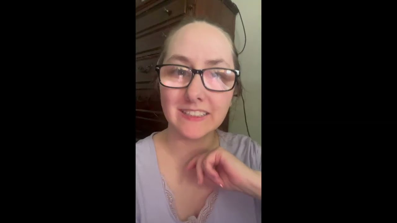 Clean out my makeup storage with me