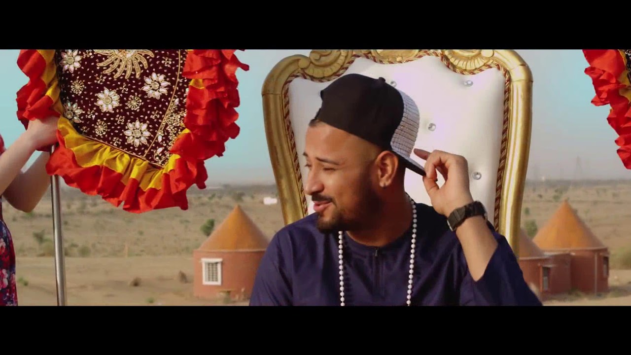 Yeah Baby Refix Garry Sandhu new Punjabi song status ,holi Holi lak da marod Garry status,yeah baby - YouTube