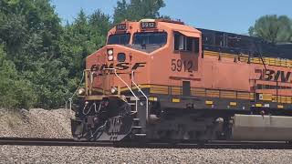 ROLLING THE GRAINLOADS! 8 train action featuring classic throwbacks, KCS, UP, awesome horns & more!