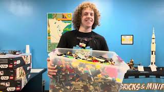 How to Sell LEGO with Bricks and Minifigs