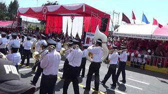 COLEGIO LA CANTUTA MIRAFLORES AREQUIPA DESFILE ESCOLAR(2016)