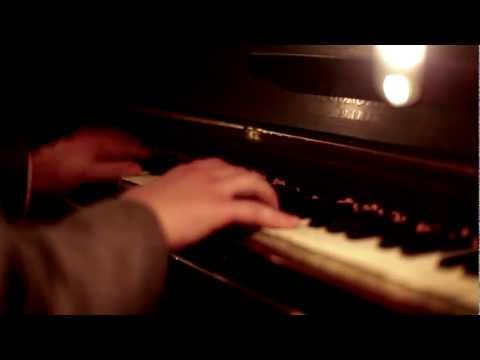 Raphael Gualazzi - Don't Call My Name (Official Video)