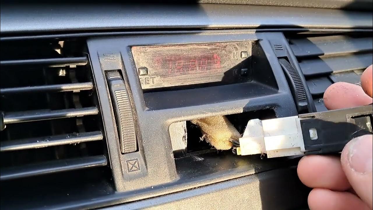 Replacing burnt out light bulbs in the passenger compartment of the Mitsubishi L
