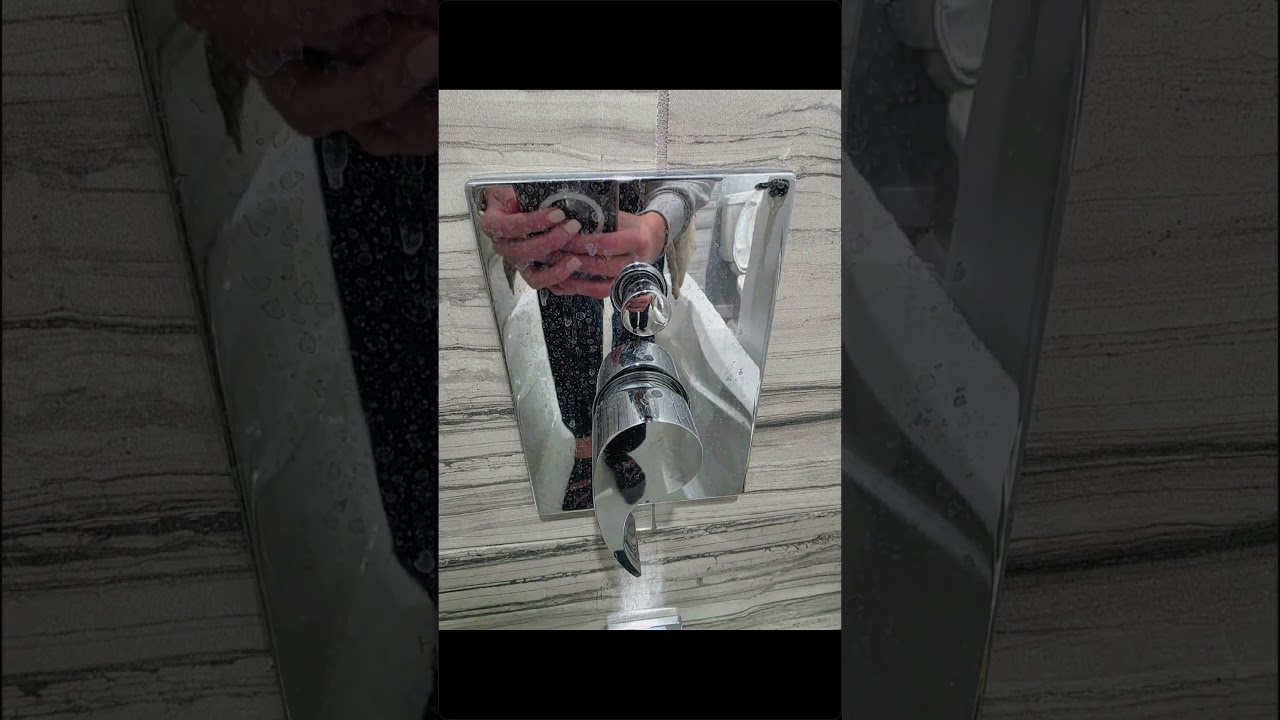 Norwex Cleaning Paste, EnviroCloth and Window Cloth ✅️ bathroom faucets sparkling clean