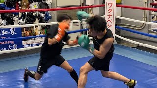 Mikuru Asakura Has a Sparring Match with the Boxing World Champion