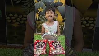 mantu Nagin chips packet theke aj ki gift pelo #mantumommagic #youtubeshorts #minivlog #shortvideo