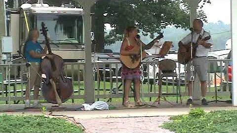 Wanda Lowe and Her String Alongs at Hillsdale 8 10...