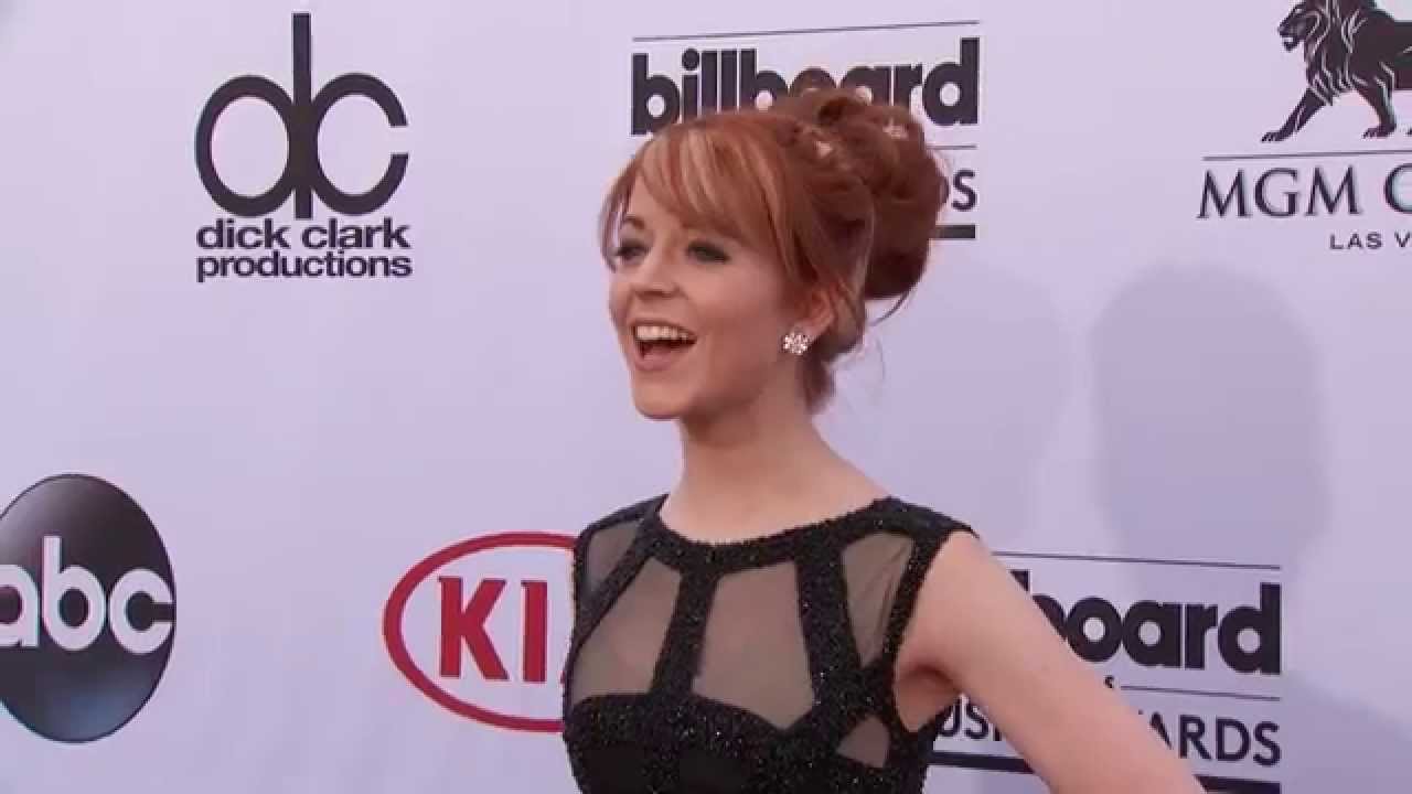 Lindsey Stirling Red Carpet Fashion - BBMA 2015