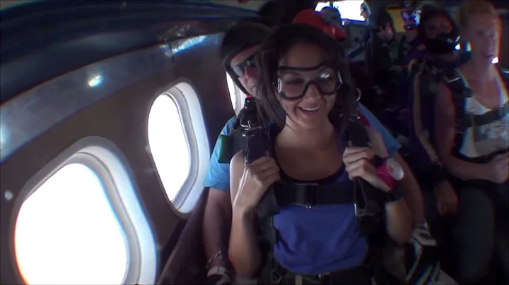 Casey Horst SKYDIVES!!!