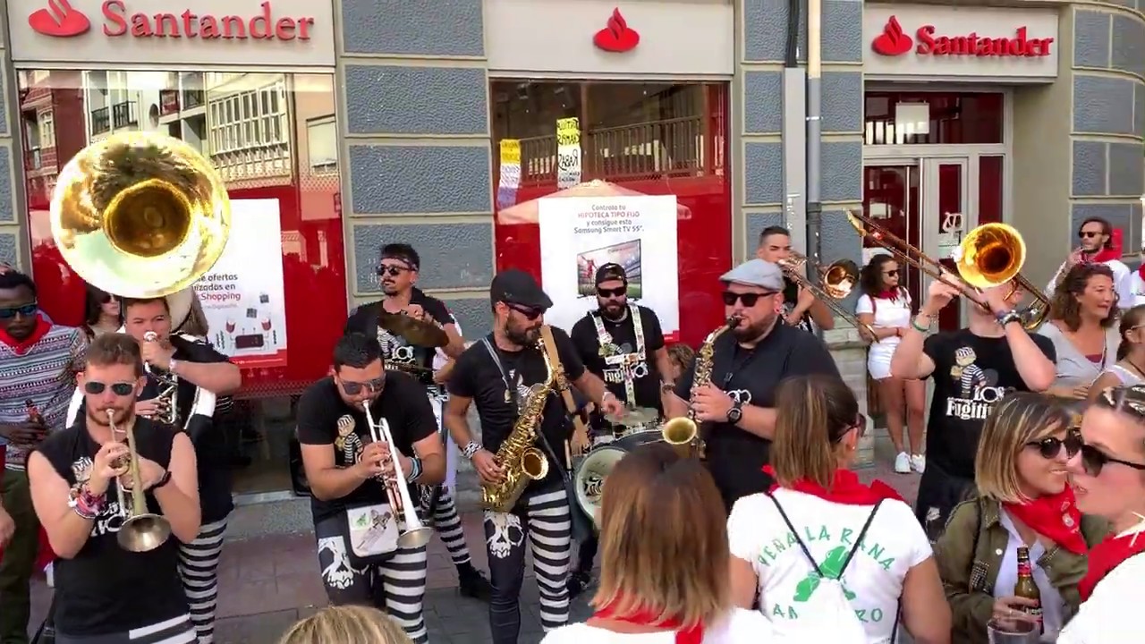 Charanga Los Fugitivos I Sale el Sol + Sofía I Ampuero 2019