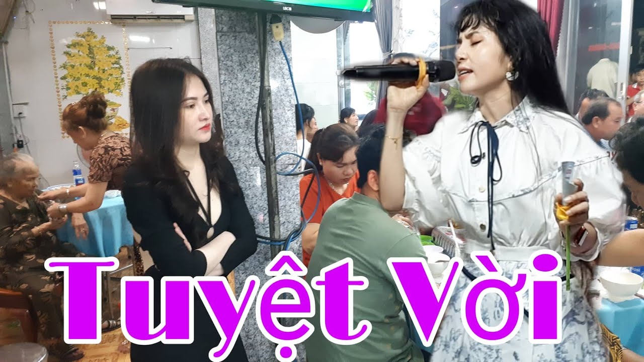 Phương Cẩm Ngọc với làn hơi dài và cách ca độc làm khán giả Tiền Giang nín lặng