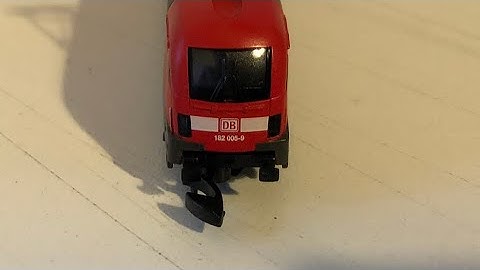 BR182 Z-scale testing en digitalization