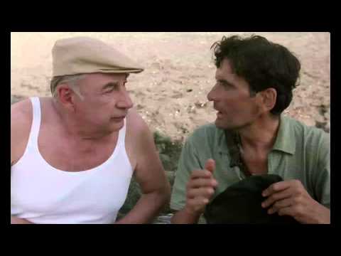 Il Postino - Dialogo sulla spiaggia - Clip dal film | HD