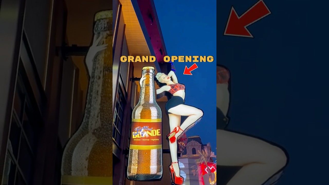 FIRST LOOK! Bottled Blonde on the Las Vegas Strip