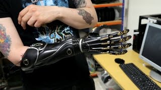 3D printing yourself a hand: Deus Ex's bionic limbs are being made for real by Open Bionics